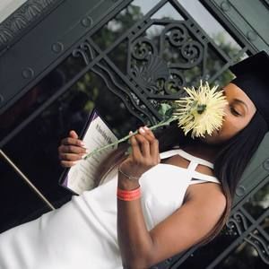 Meet your Posher, Priscilla